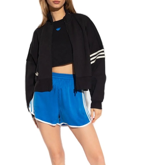 NWT* Adidas Originals | ESS Cropped Tee w/ Back Zip, SP2023 Collection, size S - Picture 6 of 12